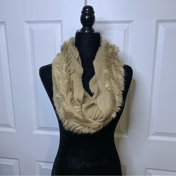 Accessories - Elegant Tan Knit Fur Infinity Scarf